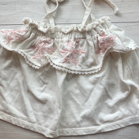 Jessica Simpson toddler 2T shorts and top set. - Picture 3 of 3
